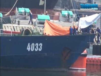 Video clip: Sửa chữa tàu Cảnh sát biển VN bị tàu Trung Quốc tấn công