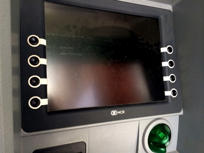 ATM hàng loạt ngân hàng gặp sự cố