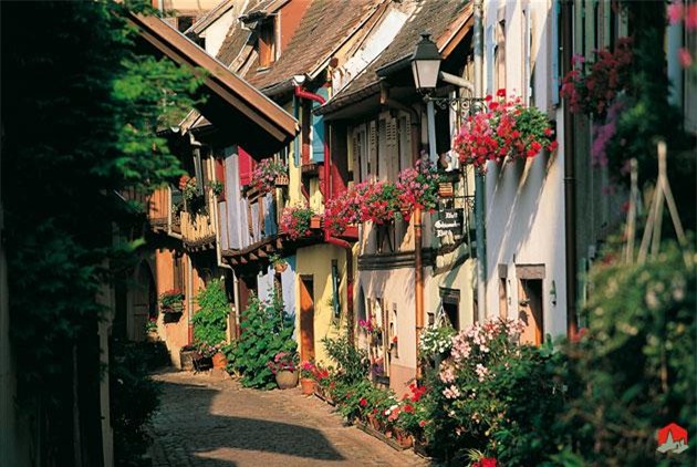 Những ngôi làng cổ quyến rũ nhất châu Âu