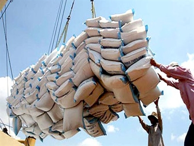 Xuất khẩu gạo tiếp tục tăng trưởng bất chấp giá tăng