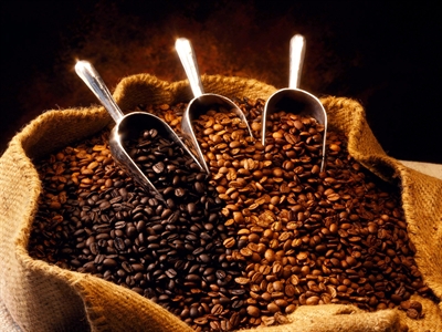 Giá cà phê Arabica lên cao nhất 2,5 tháng do dự báo sản lượng Brazil