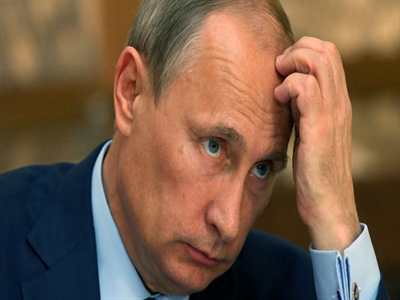 Bloomberg: Xác suất suy thoái kinh tế của Nga lên cao nhất 2 năm