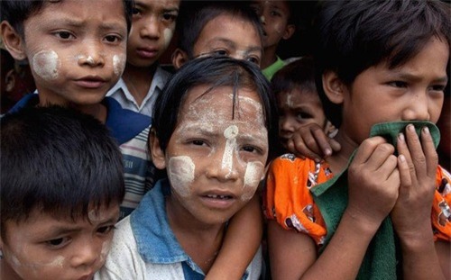 Nhiều vụ đầu tư vào Myanmar đảo lộn vì điều tra dân số