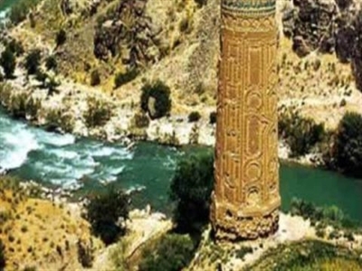 Tháp giáo đường 800 năm tuổi ở Afghanistan có nguy cơ sụp đổ