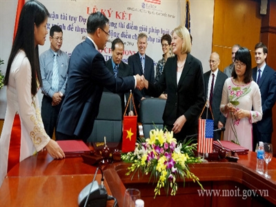 Mỹ tài trợ hiện đại hóa lưới điện Việt Nam