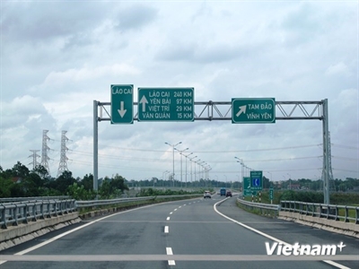 VEC lên tiếng về vụ dân chặn đường cao tốc đòi nợ nhà thầu
