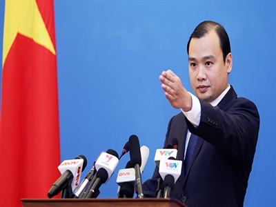 Kiên quyết phản đối Trung Quốc xây dựng đường băng phi pháp ở Hoàng Sa