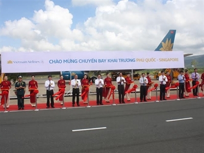 Vietnam Airlines khai trương đường bay Phú Quốc - Singapore