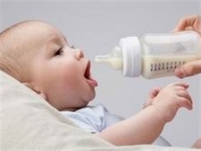 Cấm quảng cáo sữa thay thế sữa mẹ