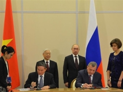 Việt Nam - Liên bang Nga ký kết 9 văn kiện hợp tác quan trọng