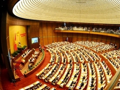 Quốc hội đặt thời hạn cuối 2015 cho tái cơ cấu kinh tế