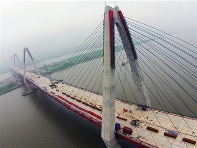 Hà Nội chính thức đặt tên Nhật Tân cho cầu dây văng dài nhất Việt Nam