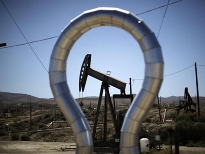 Sản lượng dầu mỏ của Mỹ sẽ tăng chậm hơn do giá giảm