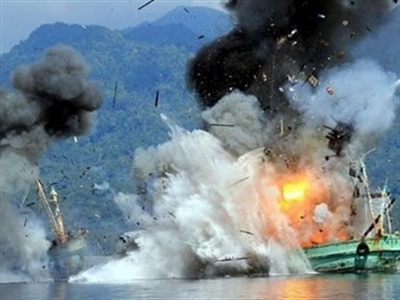 Indonesia cho nổ tung 2 tàu cá Thái Lan