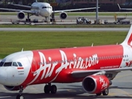 AirAsia liên tiếp bị cấm bay sau tai nạn của QZ8501