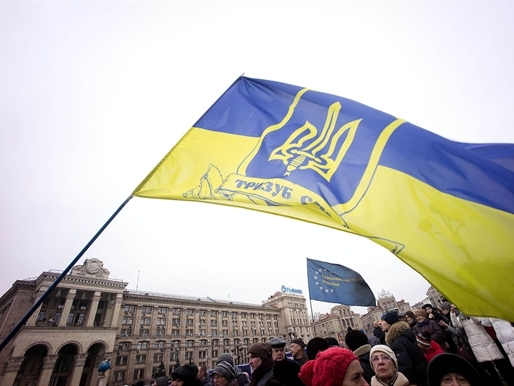 Ukraine thắt chặt kiểm soát tiền tệ