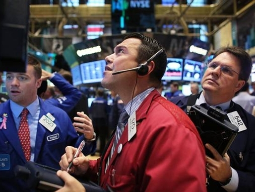S&P 500 và Dow Jones đồng lập kỷ lục mới