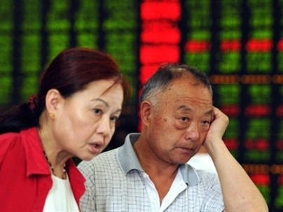Sau 1 phiên, chứng khoán Trung Quốc “bốc hơi” giá trị bằng cả thị trường Ý