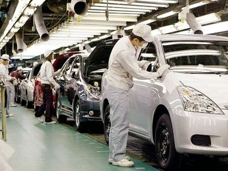 Thuế nhập khẩu ôtô giảm: Toyota lại tính rời Việt Nam