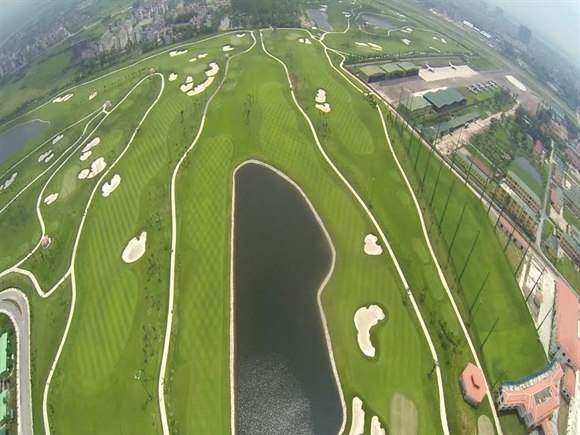 'Ngừng thi công vô thời hạn' sân golf Long Biên