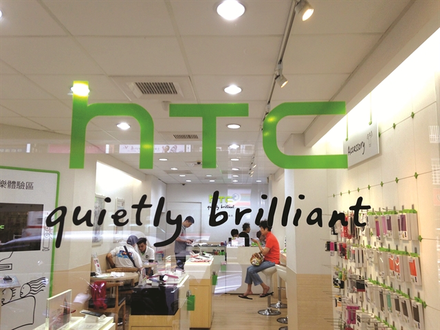 HTC: Gã khổng lồ chân đất sét?