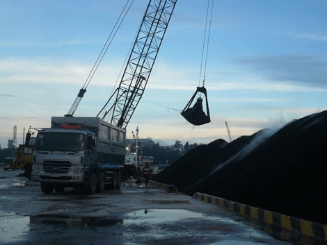 Việt Nam nhập khẩu hơn 5 triệu tấn than, gấp đôi cùng kỳ
