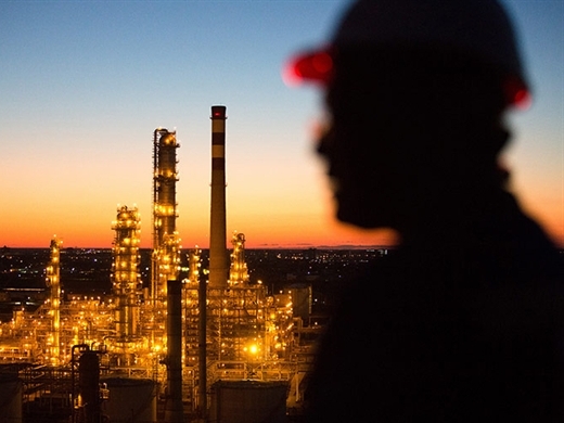 250.000 lao động ngành dầu khí toàn cầu đã mất việc