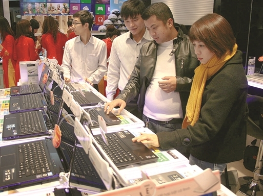 Ai đang chiếm lĩnh thị trường laptop Việt?