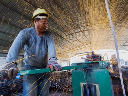 ADB hạ dự báo tăng trưởng kinh tế Trung Quốc 2016