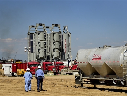 Giá dầu giảm mạnh sau bình luận của Arab Saudi