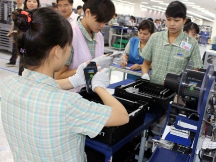 Vì sao doanh nghiệp Việt khó chen chân làm ốc vít, sạc pin cho Samsung