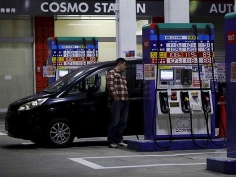 Giá dầu tăng trở lại cùng với chứng khoán