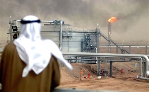 Saudi sẽ nâng sản lượng dầu lên kỷ lục mới trước khi bàn chuyện đóng băng