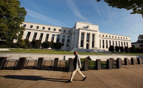 Fed tiến sát hơn quyết định nâng lãi suất