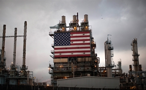 Giá dầu giảm do nguồn cung tại Mỹ tiếp tục tăng
