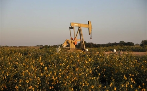 Giá dầu giảm do lo ngại về sản lượng của Mỹ