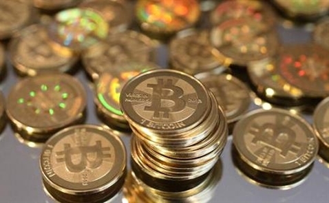 Giá bitcoin lại lập kỉ lục mới, gần chạm mức 3.000 USD
