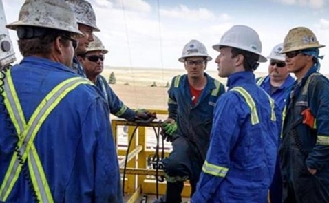 Vì sao Mark Zuckerberg lại quan tâm tới ngành dầu đá phiến?