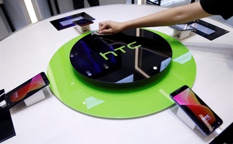 Chịu thua Samsung và Apple, HTC chuẩn bị 