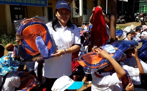 CAPITALAND Việt Nam - ASCOTT thăm 1000 học sinh tiểu học vùng xa