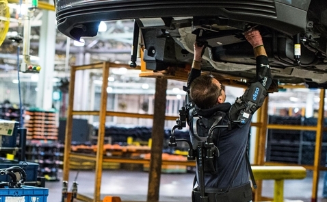 Ford ứng dụng công nghệ khung xương cơ khí tại xưởng lắp ráp