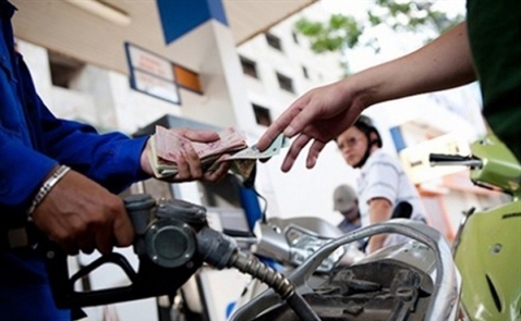 Giá xăng, dầu tăng hơn 400 đồng/lít