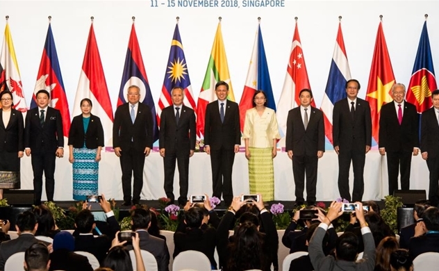 Thượng đỉnh ASEAN khai mạc tại Singapore