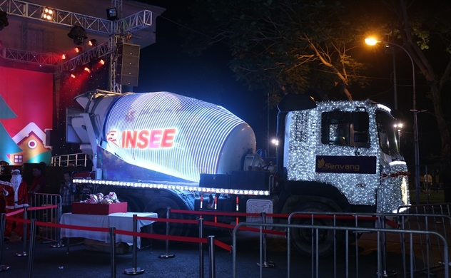 “Siêu xe tuần lộc Insee” dự án đem Giáng sinh diệu kỳ đến với các em thiếu nhi