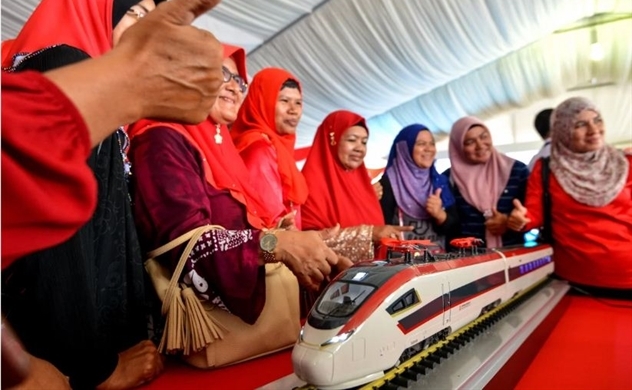 Sợ bị dừng, Trung Quốc hạ giá dự án đường sắt tại Malaysia