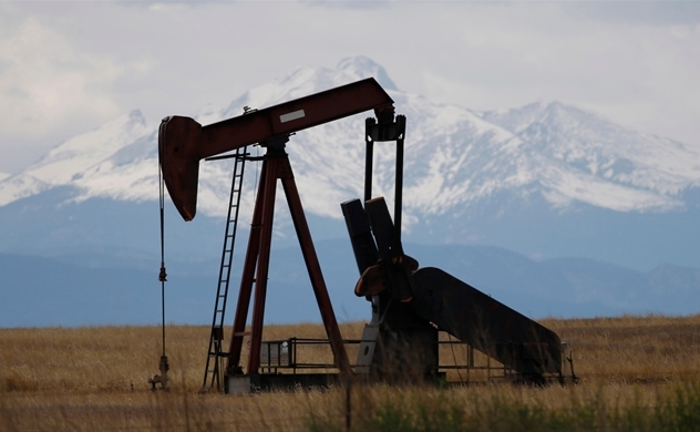 Vì sao giá dầu tăng 50%?