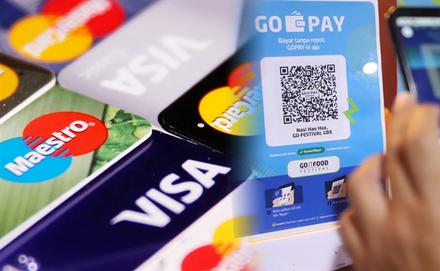Thẻ tín dụng đang thất thế trong cuộc đua thanh toán không tiền mặt ở châu Á