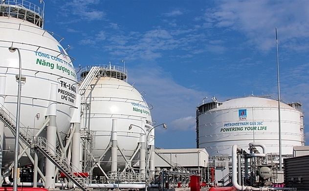 Three foreign firms to build $5-billion power plant in Vietnam