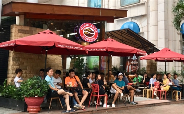 CNBC lý giải vì sao chuỗi cà phê Việt thắng thế trước các chuỗi cà phê ngoại như Starbucks