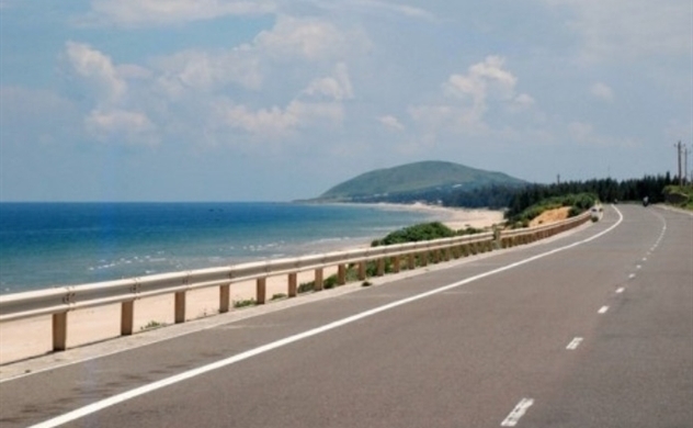 Vietnam plans to build two coastal highways under PPP mode